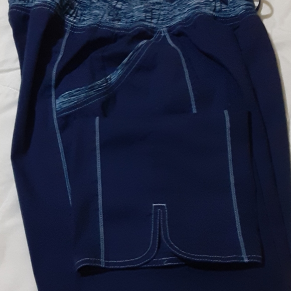 Scrub bottoms - Picture 2 of 3